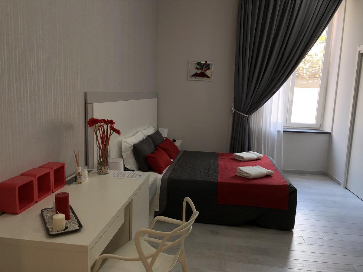Chiaia Guest House Naples Exterior photo